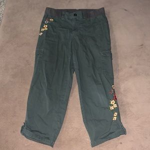 Embroidery Cargo Jeans